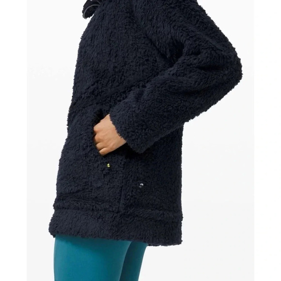 Lululemon True Navy Oh So Sherpa Jacket Size 2 - Picture 15 of 16